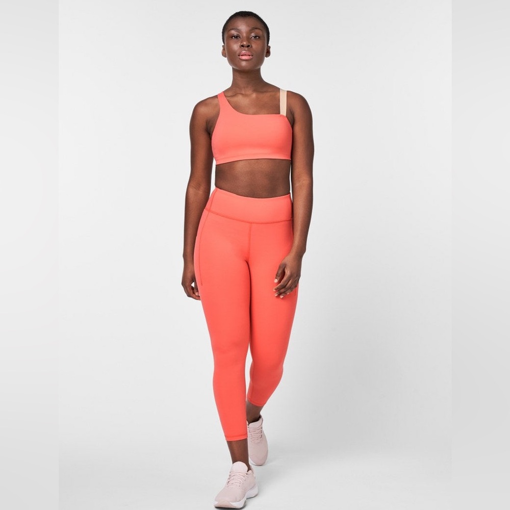 Push FWD Women's ASYM Sports Bra and 25" Training Legging